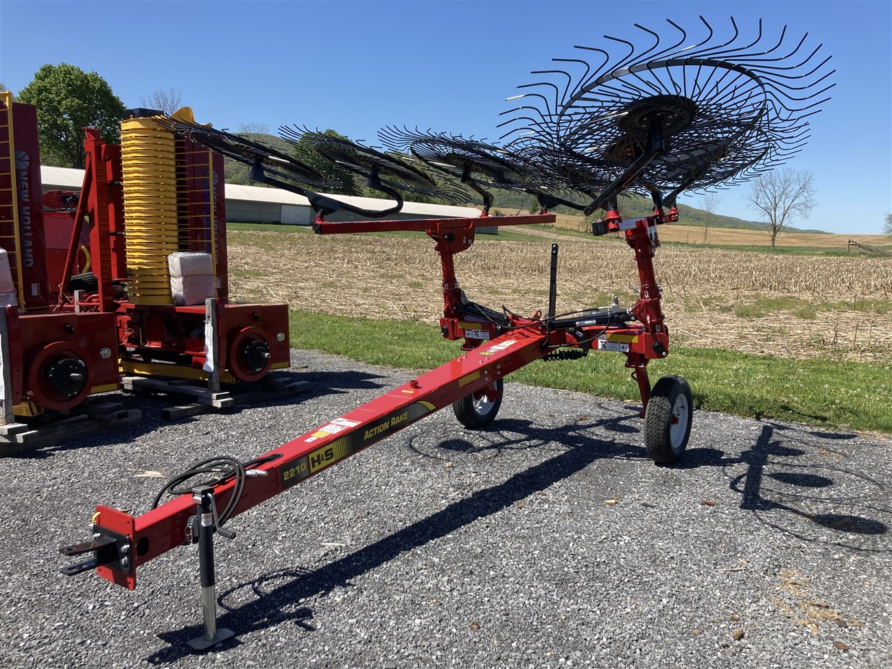 2023 H&S AR2110 WHEEL RAKE