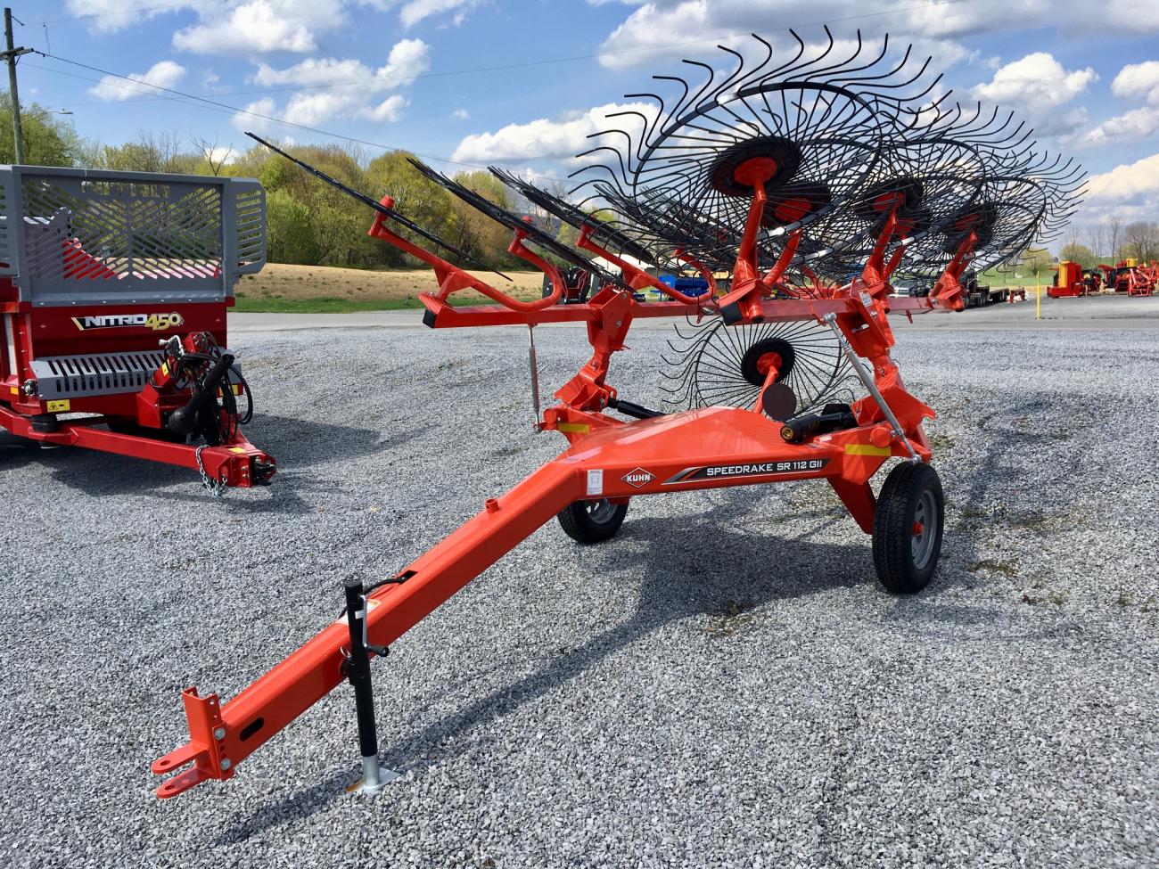 2024 KUHN SR112 GII WHEEL RAKE