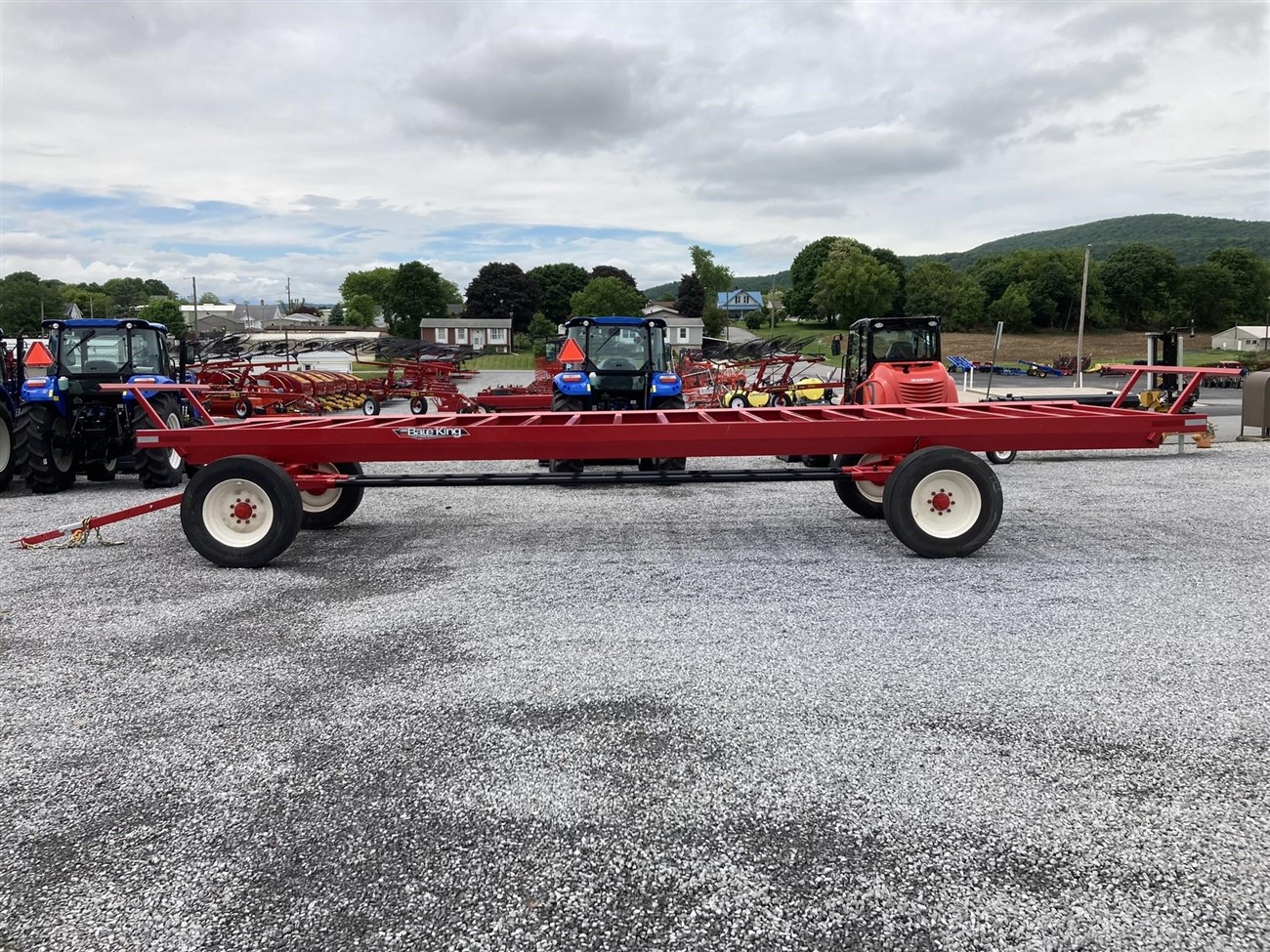 2024 JBM BALE KING RACK