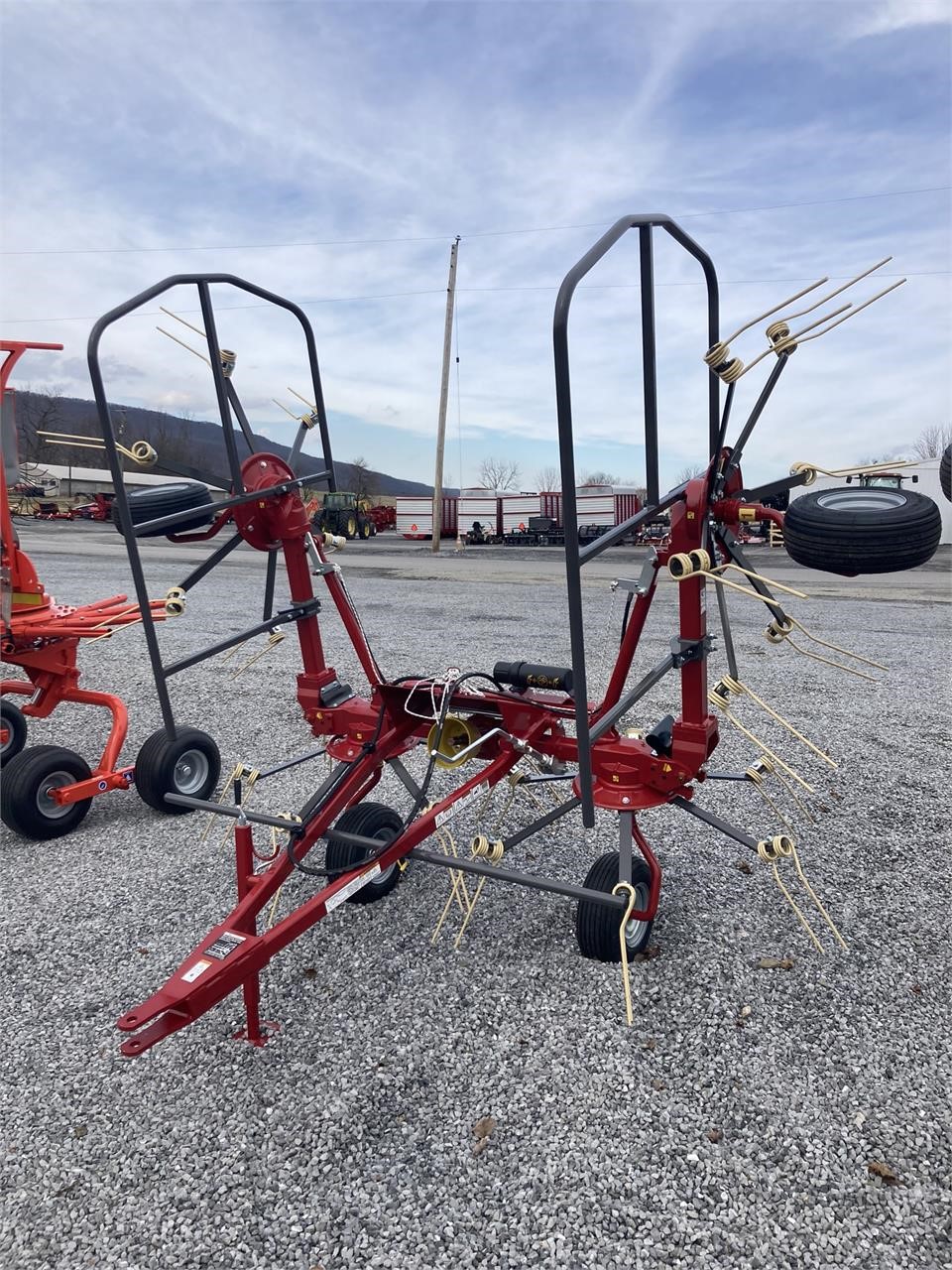 2023 H&S RT-5200-H HAY TEDDER