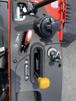 KIOTI ZXD61 ZERO-TURN MOWER