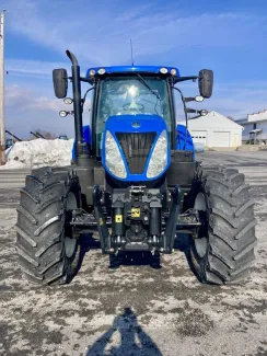 2015 NEW HOLLAND T7.245