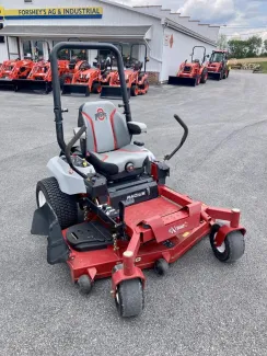 EXMARK RADIUS E ZERO-TURN MOWER