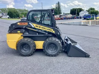 2025 NEW HOLLAND L320 SKID-STEER *DISCOUNTED $49,900*