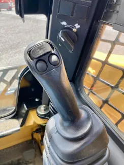 2026 GEHL R190 SKID-STEER